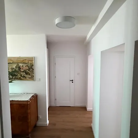 Apartamento Nowy Przy łazienkach Królewskich *